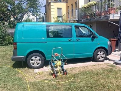 Grün Gebraucht 2006 VW T5 Van | € 7.500