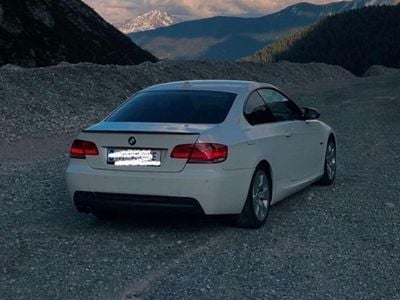 Weiß Gebraucht 2008 BMW 325 Coupé | € 11.900 (Fairer Preis)