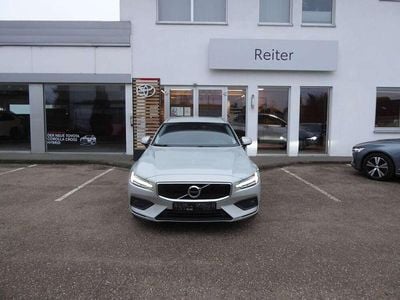 Silber Gebraucht 2021 Volvo V60 Kombi | € 23.990 (Guter Preis)