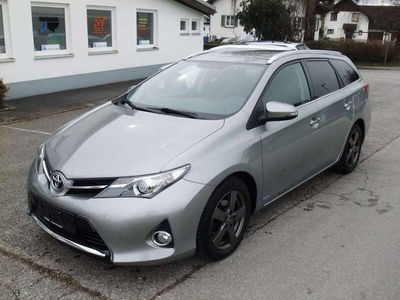 gebraucht Toyota Auris TS 1,33 dVVT-i Feel!