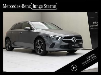 Grau Gebraucht 2023 Mercedes A250 Limousine | € 39.900