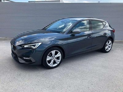Dunkelgrau metallicperleffekt Gebraucht 2023 Seat Leon FR Limousine | € 25.900 (Fairer Preis)