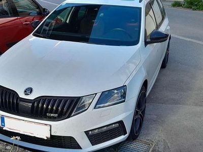 Weiß Gebraucht 2019 Skoda Octavia RS Kombi | € 24.800 (Teuer)