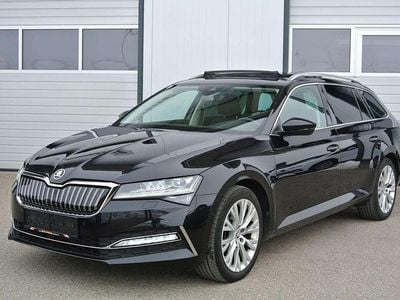 gebraucht Skoda Superb Combi TSI iV DSG Style * LED PANO *AHK KAMERA