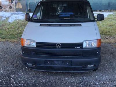 VW Caravelle