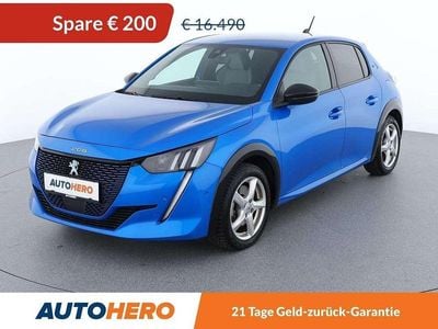 Blau Gebraucht 2020 Peugeot e-208 GT Kleinwagen | € 16.290 (Fairer Preis)