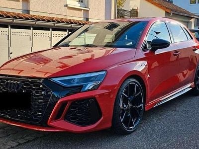 Rot Gebraucht 2024 Audi RS3 Sportback Ambiente Kleinwagen | € 73.000 (Teuer)
