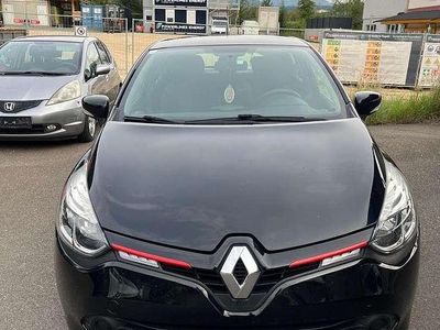 Schwarz Gebraucht 2015 Renault Clio IV Expression Limousine | € 8.000 (Etwas zu teuer)