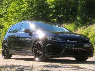 Schwarz Gebraucht 2014 VW Golf VII R Limousine | € 20.900