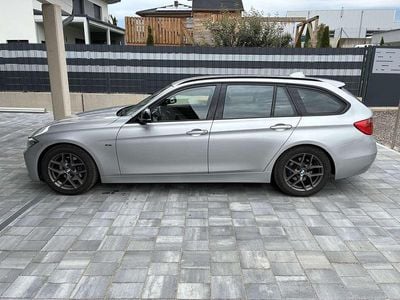 Gebraucht 2012 BMW 320 Sport Line Kombi | € 9.600 (Etwas zu teuer)
