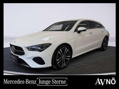 Weiß Gebraucht 2024 Mercedes CLA180 Shooting Brake Kombi | € 33.980 (Teuer)