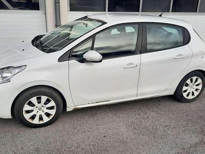 Gebraucht 2013 Peugeot 208 Access Kleinwagen | € 1.900 (Teuer)