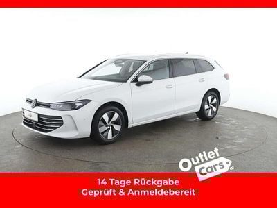 Weiß Gebraucht 2024 VW Passat Business Kombi | € 34.950 (Etwas zu teuer)