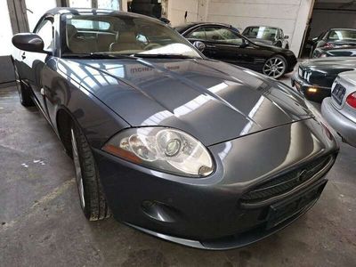 Jaguar XK8