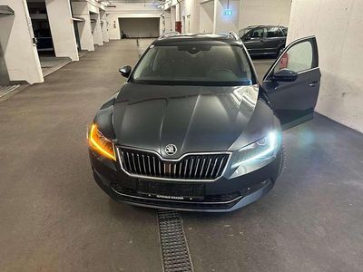 Gebraucht Skoda Superb LAURIN & KLEMENT 190 PS (139 kW) 2017 Kombi