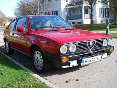 Rot Gebraucht 1988 Alfa Romeo Sprint Quadrifoglio Verde Coupé | € 20.000