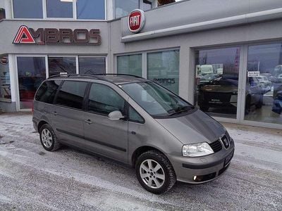 Grau Gebraucht 2010 Seat Alhambra Van / Kleinbus | € 4.490 (Fairer Preis)