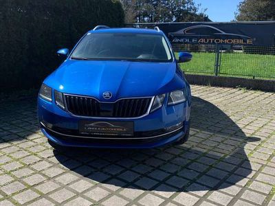 gebraucht Skoda Octavia Combi 1.6 TDI DSG Style