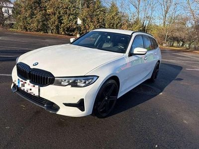 Gebraucht 2022 BMW 318 Kombi | € 24.500 (Fairer Preis)