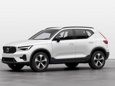 gebraucht Volvo XC40 Plus, B3 Mild Hybrid, Benzin, Dark