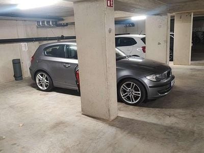 Gebraucht BMW 118 143 PS (105 kW) 2009 Grau Kleinwagen