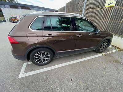 Braun Gebraucht 2017 VW Tiguan Comfortline SUV | € 16.500 (Fairer Preis)