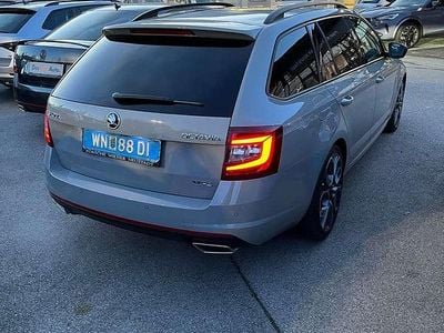 Grau Gebraucht 2019 Skoda Octavia RS Kombi | € 23.400 (Etwas zu teuer)