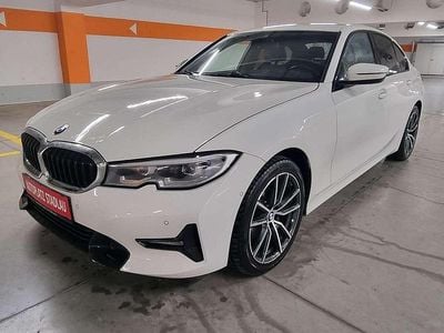 Gebraucht BMW 320 190 PS (139 kW) 2019 Weiß Limousine