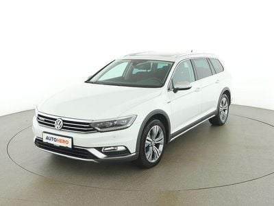 Weiß Gebraucht 2015 VW Passat Alltrack Kombi | € 20.890 (Fairer Preis)