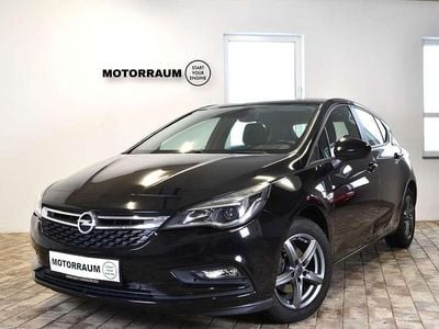 Schwarz Gebraucht 2017 Opel Astra Limousine | € 10.990 (Fairer Preis)