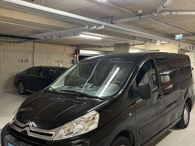 Schwarz Gebraucht 2015 Citroën Jumpy Van / Kleinbus | € 8.990