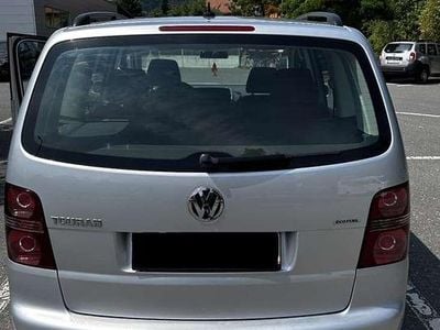 Gebraucht 2009 VW Touran Highline Van / Kleinbus | € 5.500