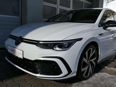 Weiß Gebraucht 2024 VW Golf R-line Limousine | € 39.900