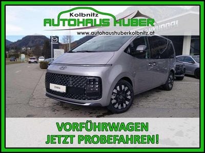 Neu Hyundai Staria 159 PS (116 kW) 2025 Silber Van / Kleinbus