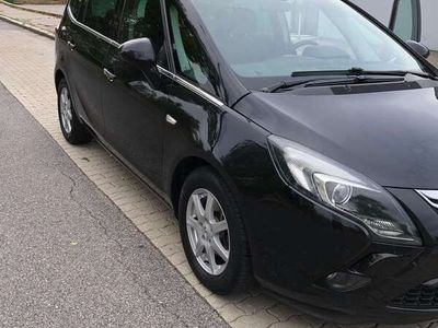 Opel Zafira Tourer