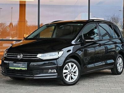 Schwarz Gebraucht 2021 VW Touran Van / Kleinbus | € 28.990 (Etwas zu teuer)