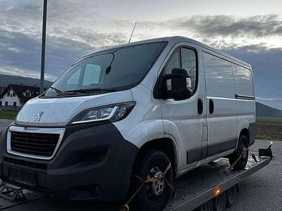 Weiß Gebraucht 2015 Peugeot Boxer Van | € 3.690
