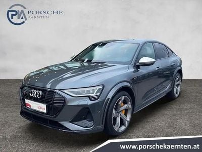 Mittelgrau metallicperleffekt Gebraucht 2021 Audi e-tron Sportback Ambiente SUV | € 47.750