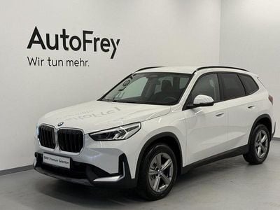 Alpinweiß Gebraucht 2024 BMW X1 Shadowline SUV | € 39.890 (Teuer)