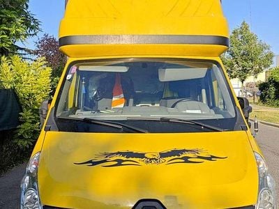 Gelb Gebraucht 2016 Renault Master Van | € 9.900