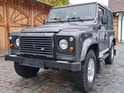 Gebraucht 2014 Land Rover Defender Kombi | € 48.800