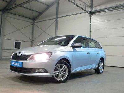 gebraucht Skoda Fabia Combi Ambition 1,4 TDI DSG NAVI TEMPOMAT PDC