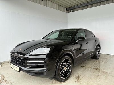 Gebraucht Porsche Cayenne 470 PS (345 kW) 2024 Schwarz  normal SUV