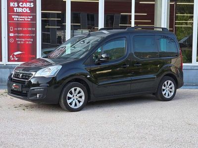 Schwarz Gebraucht 2017 Peugeot Partner Allure Van / Kleinbus | € 14.900