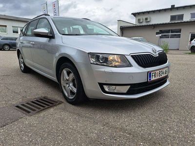 gebraucht Skoda Octavia Combi 20 Ambition TDI Green tec