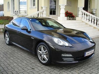 Grau Gebraucht 2010 Porsche Panamera 4S Limousine | € 23.900