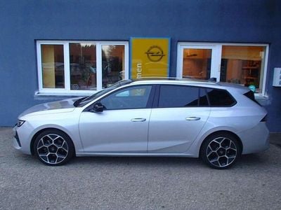 Grau Gebraucht 2024 Opel Astra Ultimate Kombi | € 28.990 (Teuer)