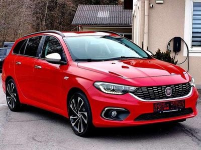 Gebraucht Fiat Tipo Mirror 120 PS (88 kW) 2019 Rot Kombi