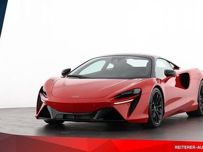 Rot (vermillion red) Gebraucht 2023 McLaren Artura | € 212.990 (Fairer Preis)