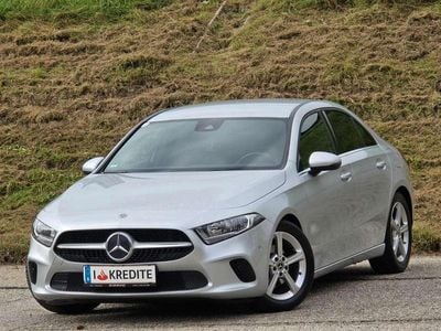 Grau Gebraucht 2020 Mercedes A180 Limousine | € 20.000 (Fairer Preis)